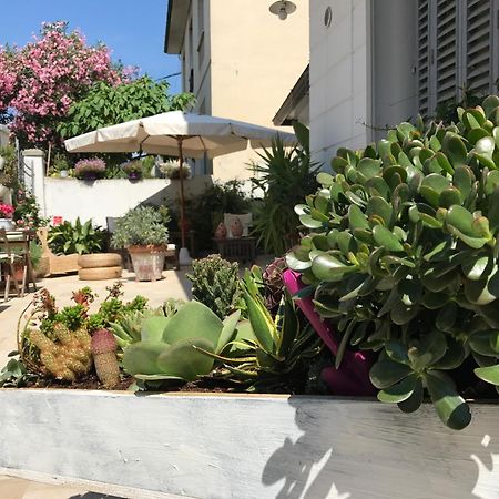 Hotel Lisa Viareggio Dış mekan fotoğraf