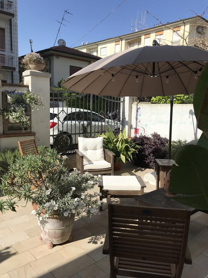 Hotel Lisa Viareggio Dış mekan fotoğraf